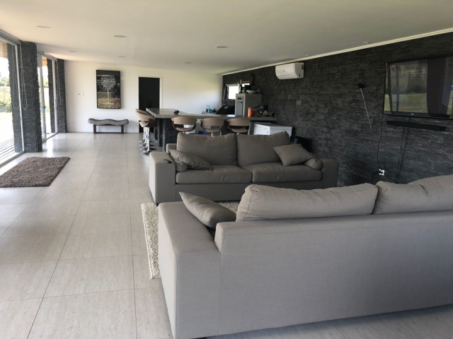 WhatsApp Image 2018-03-27 at 22.50.28.jpeg